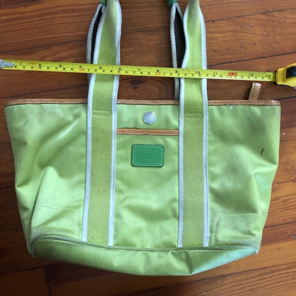 Lime Green Coach bag 👜 - Picture 5 of 6